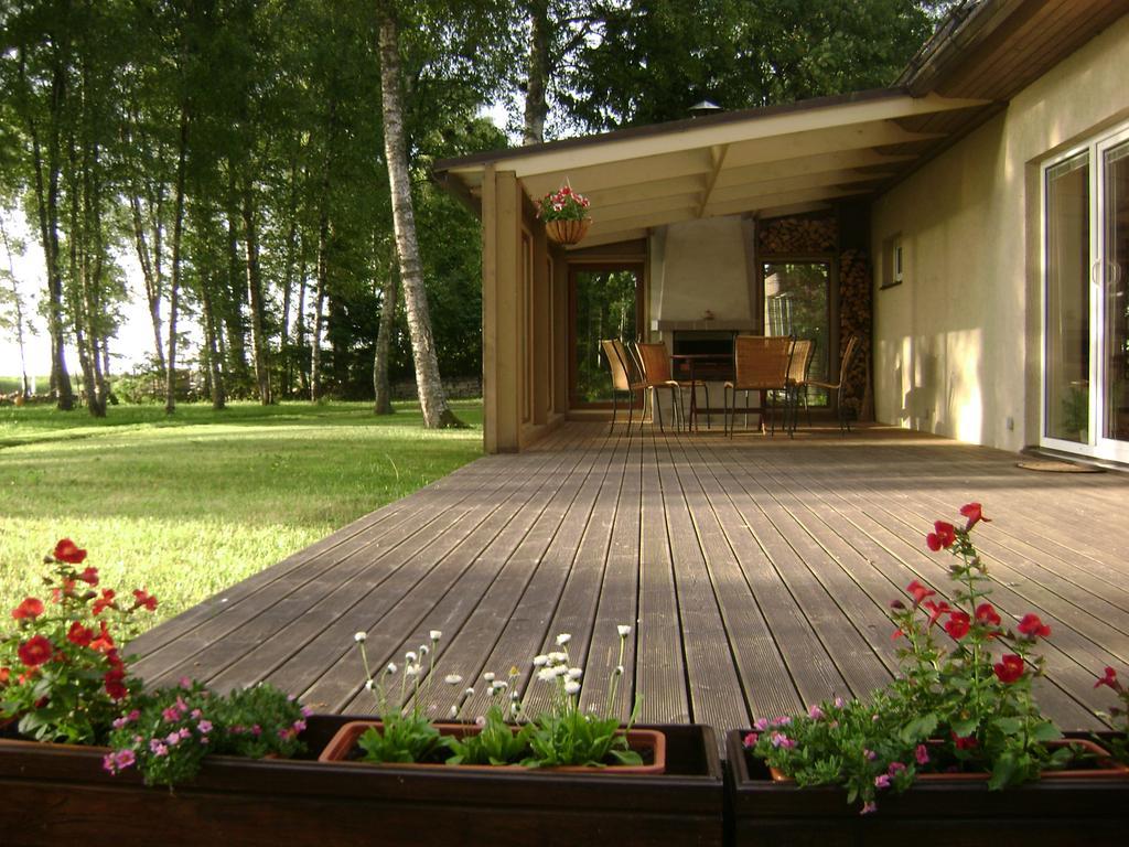 Mere Holiday House Сальме Экстерьер фото
